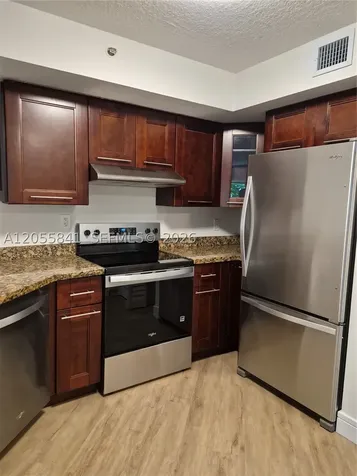 771 N Pine Island Road Plantation FL 33324
