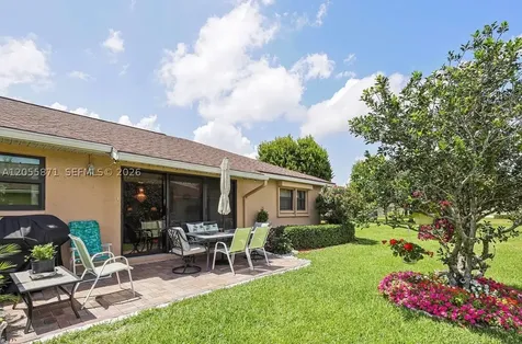 9860 Chestnut Tree Boynton Beach FL 33436
