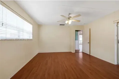 7637 Biltmore Miramar FL 33023