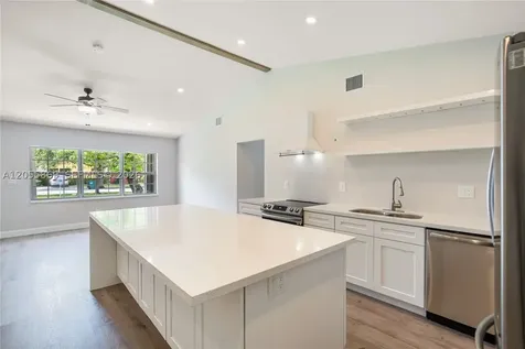 11511 SW 81st Road Pinecrest FL 33156