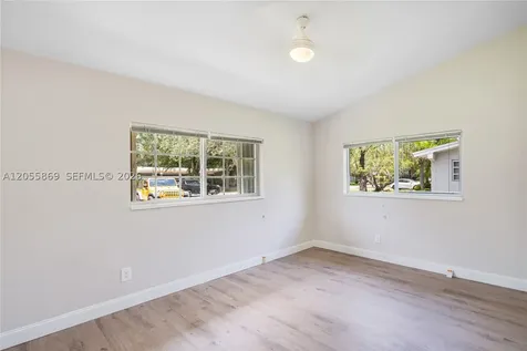 11511 SW 81st Road Pinecrest FL 33156