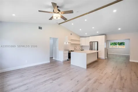 11511 SW 81st Road Pinecrest FL 33156