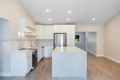 11511 SW 81st Road Pinecrest FL 33156