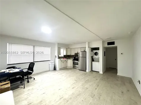 1525 NE 135th Street North Miami FL 33161