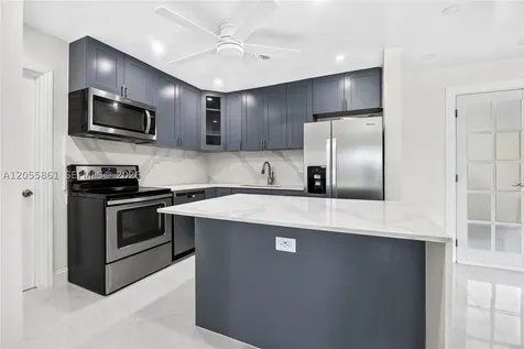 4225 Monroe Street Hollywood FL 33021