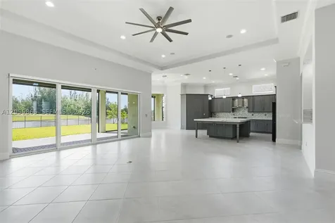Westlake FL 33470
