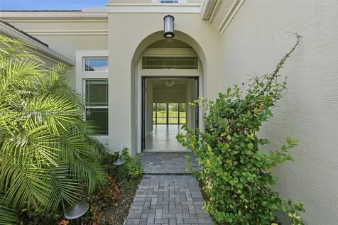 Westlake FL 33470