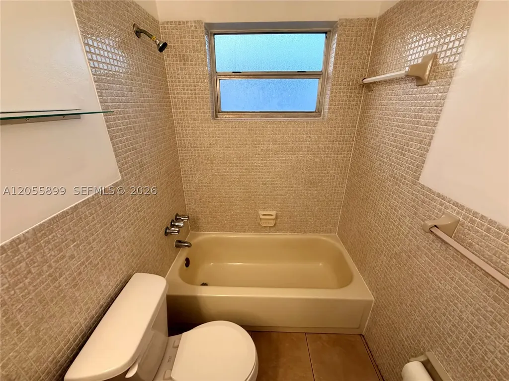 1502 N 57th Terrace Hollywood FL 33021