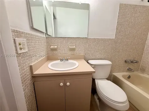 1502 N 57th Terrace Hollywood FL 33021