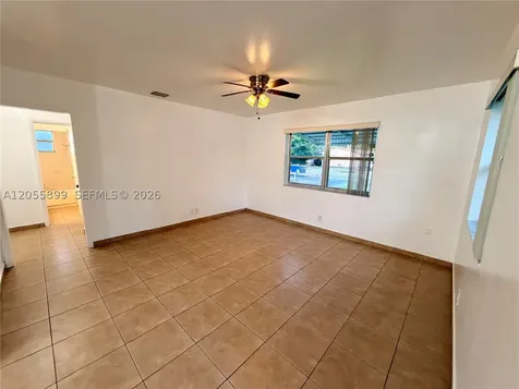 1502 N 57th Terrace Hollywood FL 33021