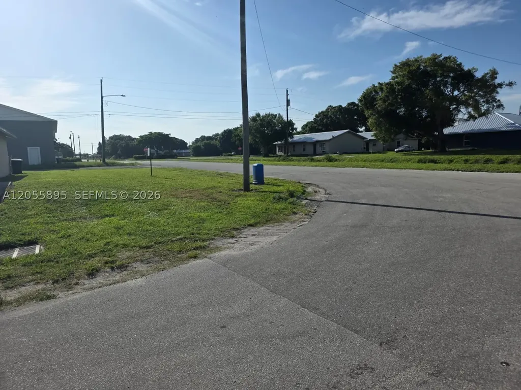 00 W Alverdez Avenue Other City - In The State Of Florida FL 33440