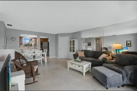 306 S Circle Drive S Boynton Beach FL 33435