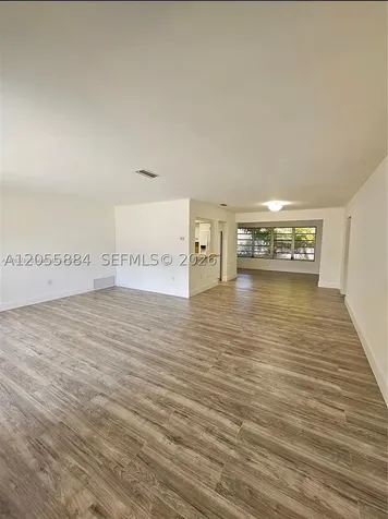 7251 Harbour Miramar FL 33023
