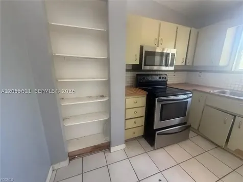 706 SW 31st Street Cape Coral FL 33914
