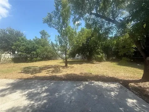 706 SW 31st Street Cape Coral FL 33914
