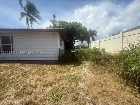 706 SW 31st Street Cape Coral FL 33914