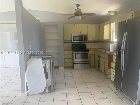 706 SW 31st Street Cape Coral FL 33914