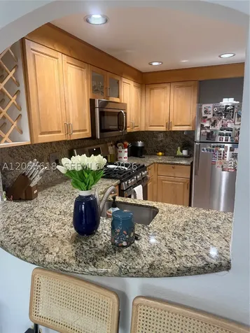 6709 N Kendall Drive Pinecrest FL 33156