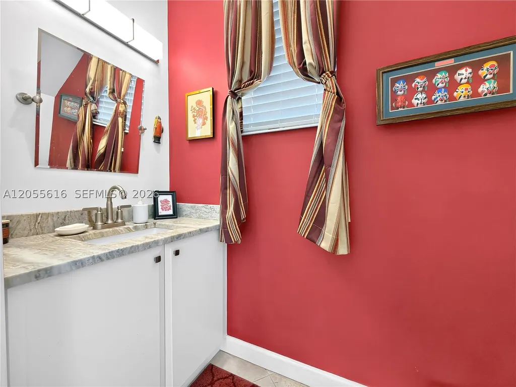 840 NE 14th Place Fort Lauderdale FL 33304