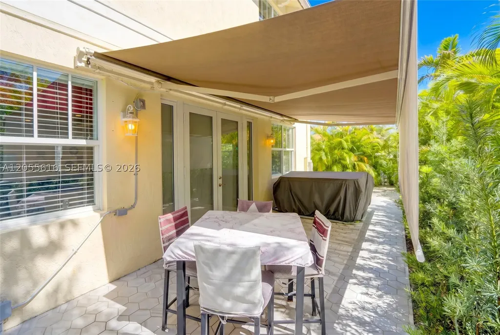 840 NE 14th Place Fort Lauderdale FL 33304
