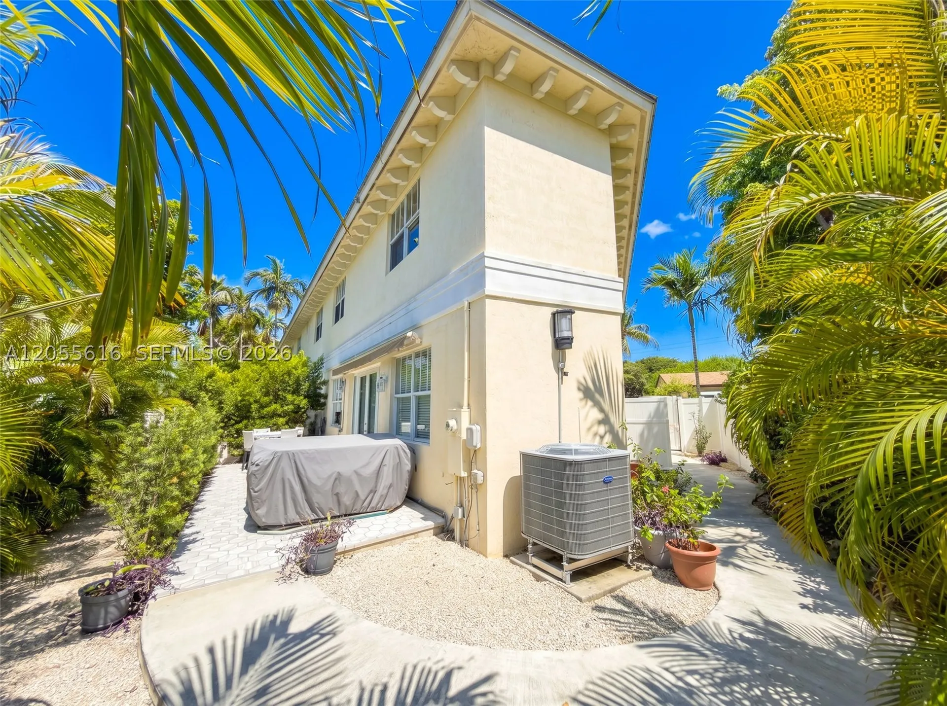 840 NE 14th Place Fort Lauderdale FL 33304