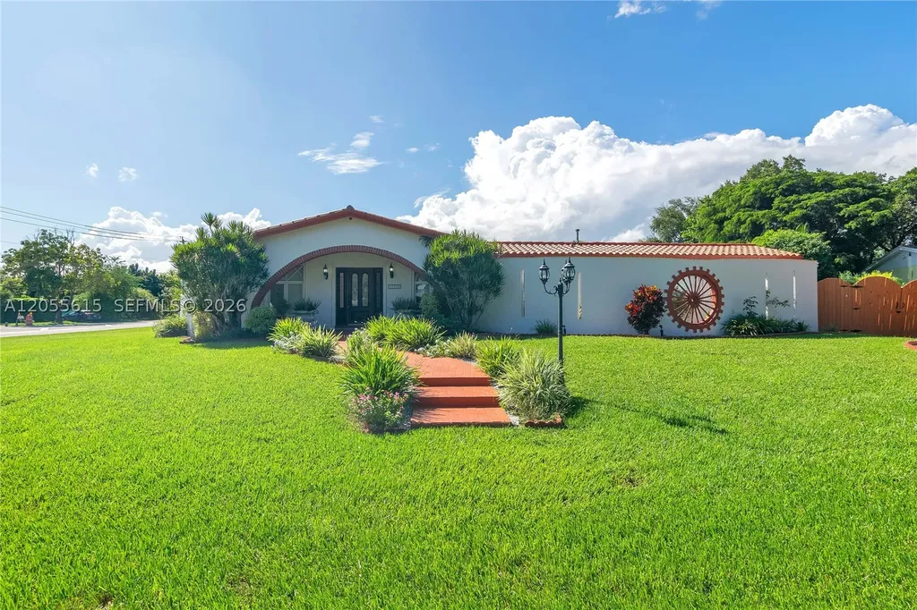 17320 SW 89th Avenue Palmetto Bay FL 33157