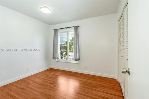 8250 SW 3rd Place North Lauderdale FL 33068
