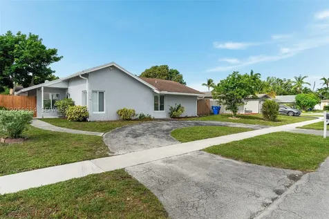 8250 SW 3rd Place North Lauderdale FL 33068