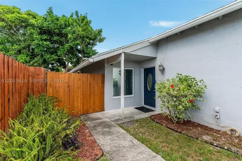 8250 SW 3rd Place North Lauderdale FL 33068