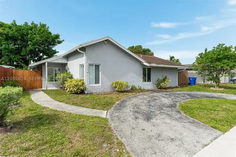 8250 SW 3rd Place North Lauderdale FL 33068
