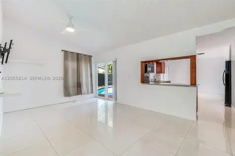 8250 SW 3rd Place North Lauderdale FL 33068