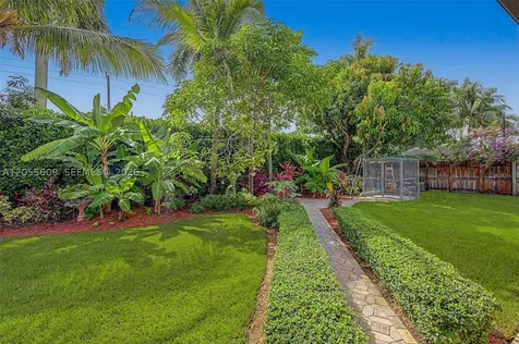 11633 SW 102nd Court Miami FL 33176