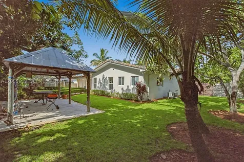 11633 SW 102nd Court Miami FL 33176