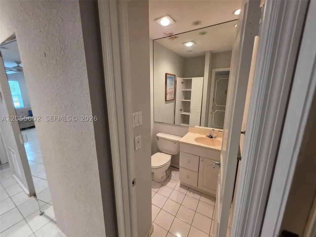 1520 Mckinley Street Hollywood FL 33020
