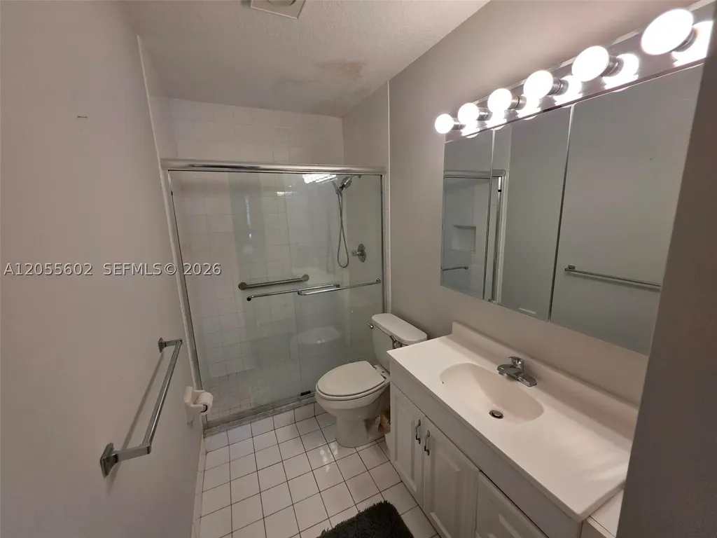 1520 Mckinley Street Hollywood FL 33020