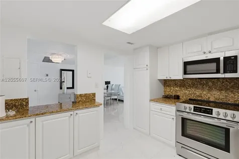 5151 Collins Avenue Miami Beach FL 33140