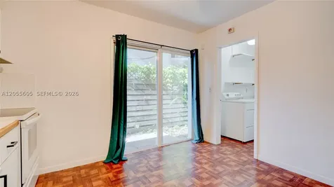 3036 Center Street Miami FL 33133