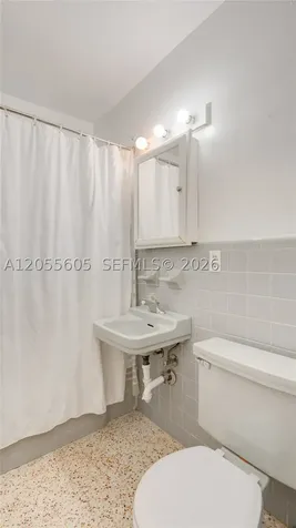 3036 Center Street Miami FL 33133