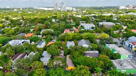 3036 Center Street Miami FL 33133