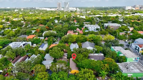 3036 Center Street Miami FL 33133