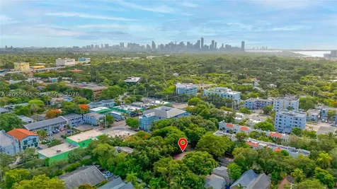 3036 Center Street Miami FL 33133