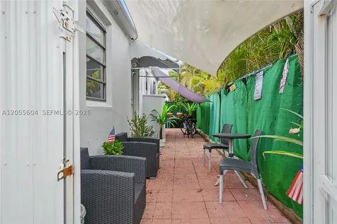 2140 Monroe Terrace Hollywood FL 33020