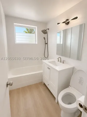 2250 Bay Drive Miami Beach FL 33141