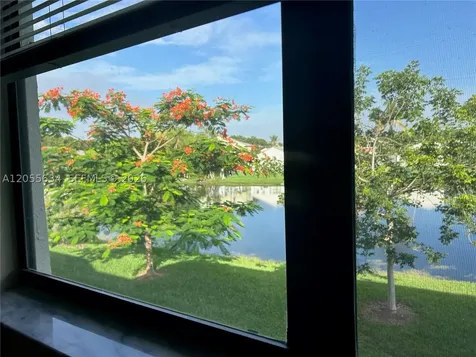 15710 E Waterside Circle Sunrise FL 33326