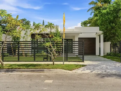 1621 SW 11th Terrace Miami FL 33135