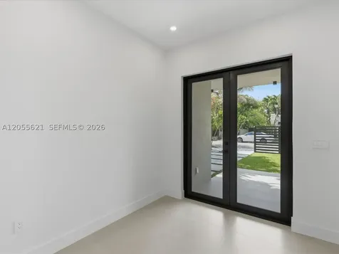 1621 SW 11th Terrace Miami FL 33135