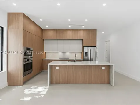 1621 SW 11th Terrace Miami FL 33135