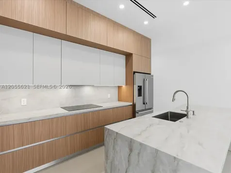 1621 SW 11th Terrace Miami FL 33135