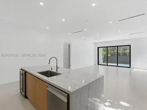 1621 SW 11th Terrace Miami FL 33135