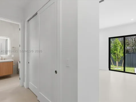 1621 SW 11th Terrace Miami FL 33135